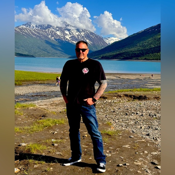 Meet your Posher, Shawn. An Irishman in the Arctic of Alaska! - Picture 5 of 8